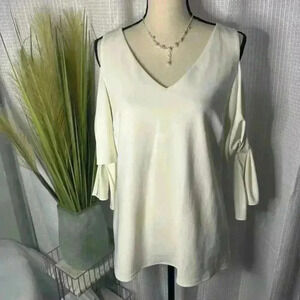 Boston Proper Women’s M Heavy Ivory Cold Shoulder V Neck Dressy Lined Tunic Top